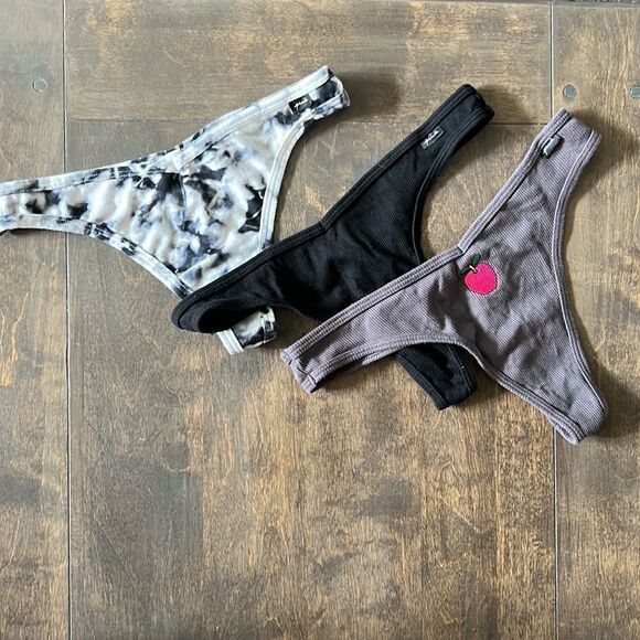 Victorias Secret thong string cotton 3 lot bundle Sz-Medium - Picture 2 of 14